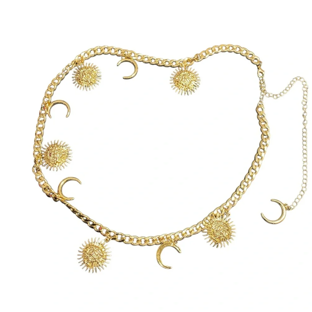 NWOT Celestial Charm Chain Belt - Gold